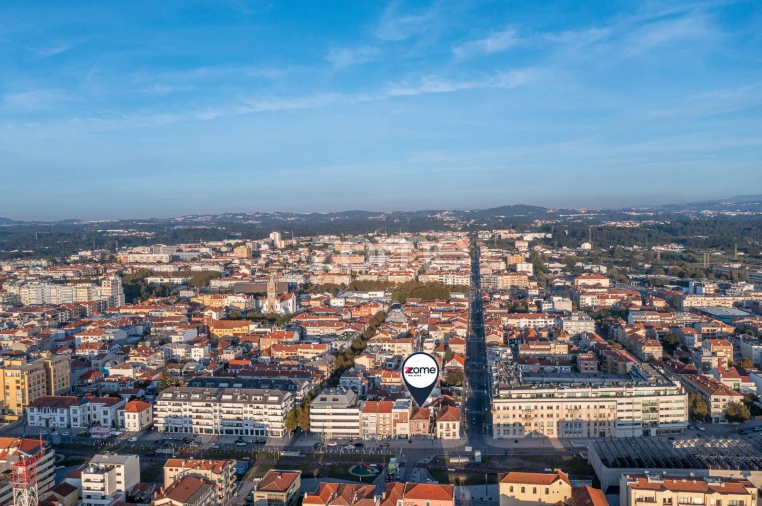 Moradia T4 para Venda em Espinho Foto 5