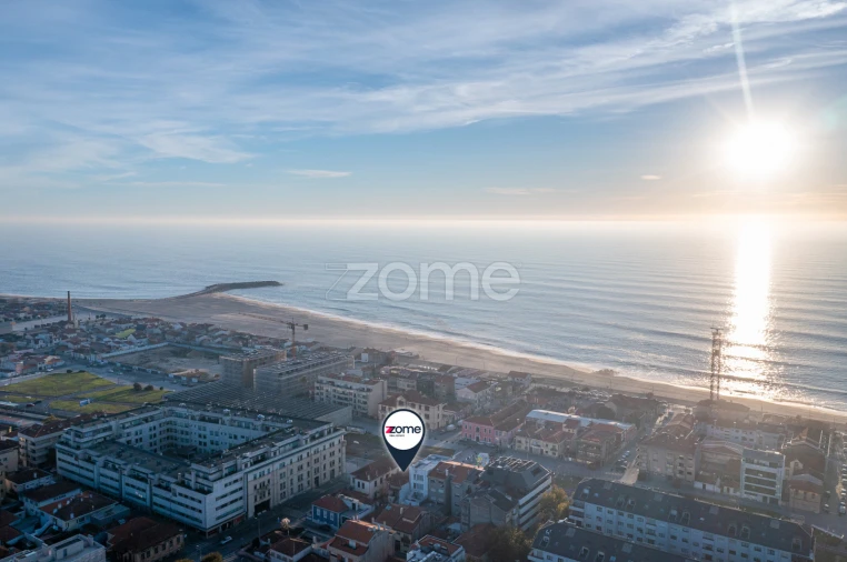 Moradia T4 para Venda em Espinho Foto 4