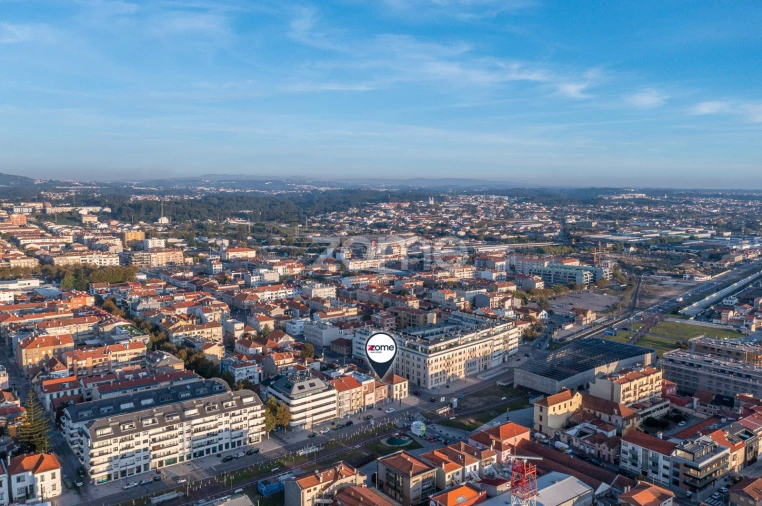 Moradia T4 para Venda em Espinho Foto 10