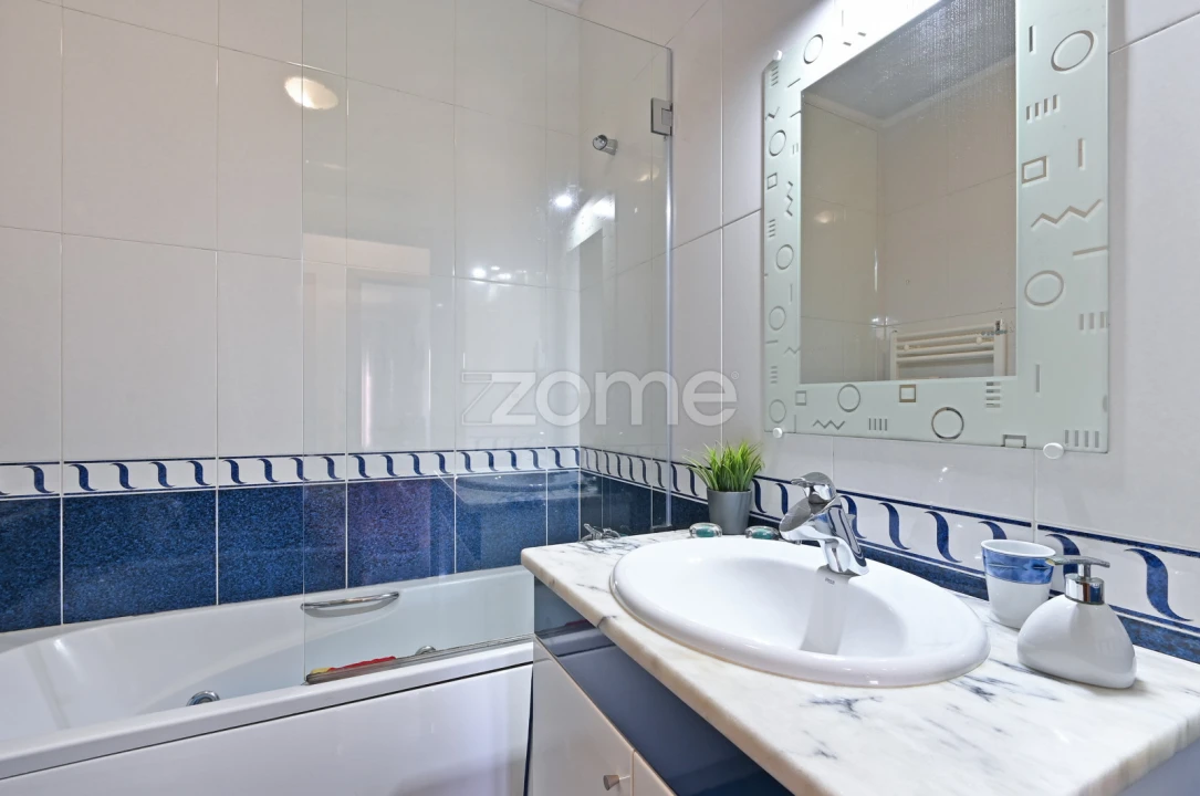 Apartamento T2 para Venda em Castêlo da Maia Foto 17