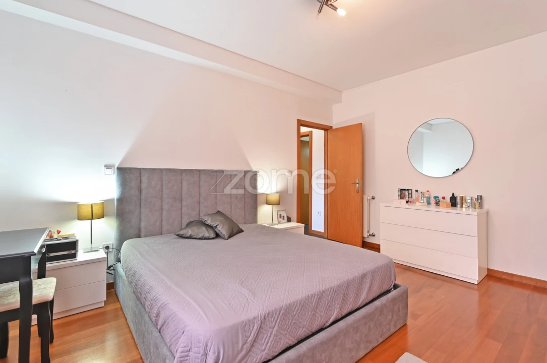 Apartamento T2 para Venda em Castêlo da Maia Foto 20