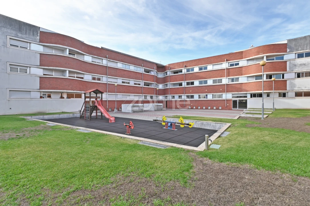 Apartamento T2 para Venda em Castêlo da Maia Foto 22