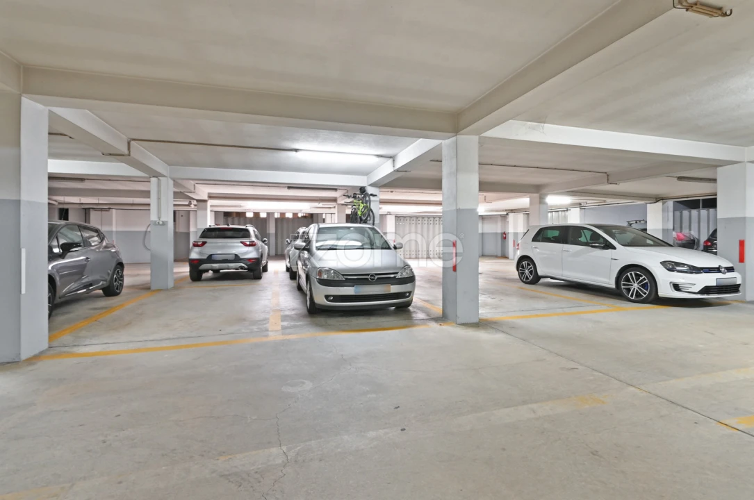 Apartamento T2 para Venda em Castêlo da Maia Foto 23