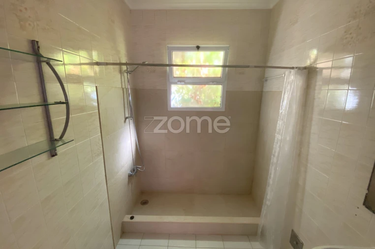 Moradia T3 para Venda em Ponta Garça Foto 17