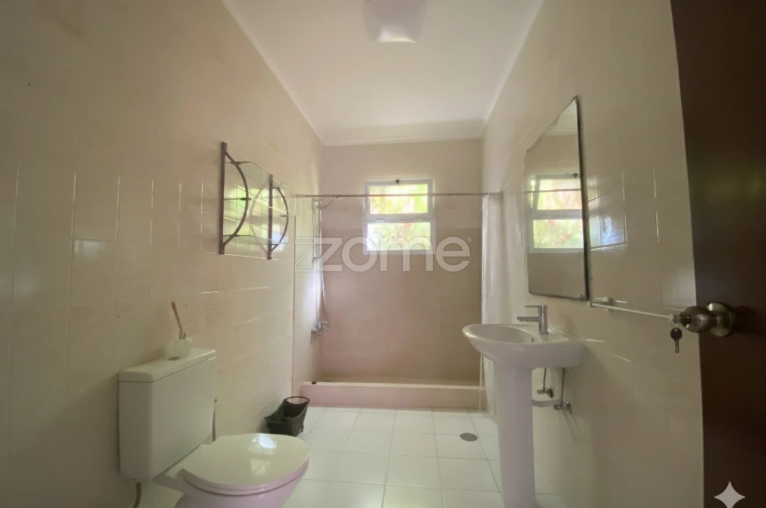 Moradia T3 para Venda em Ponta Garça Foto 16