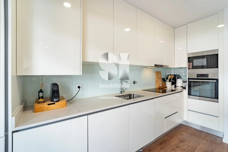 Apartamento T2 para Venda em Parceiros e Azoia Foto 12