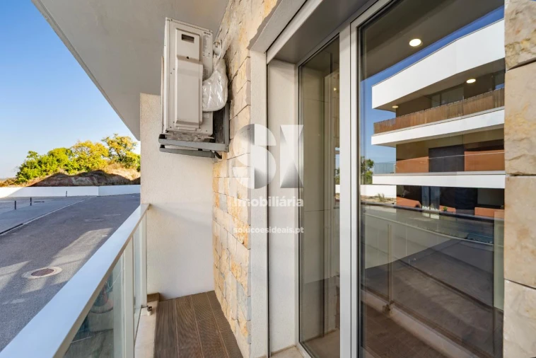 Apartamento T2 para Venda em Parceiros e Azoia Foto 18