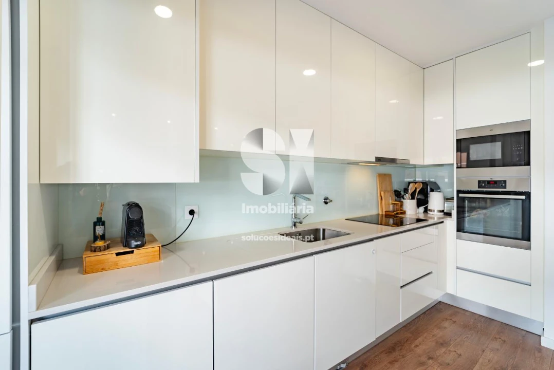 Apartamento T2 para Venda em Parceiros e Azoia Foto 12