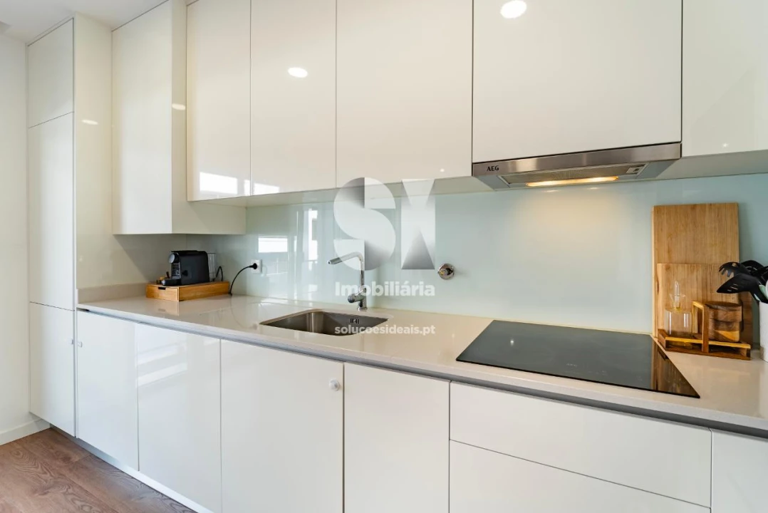 Apartamento T2 para Venda em Parceiros e Azoia Foto 13