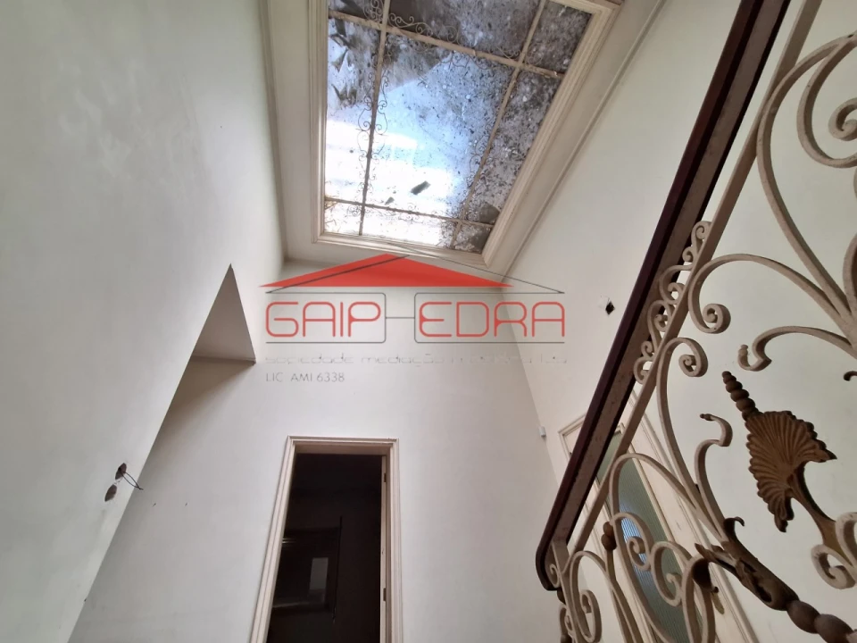 Moradia T6 para Venda em São João da Madeira Foto 24