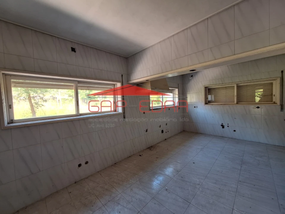 Moradia T6 para Venda em São João da Madeira Foto 30