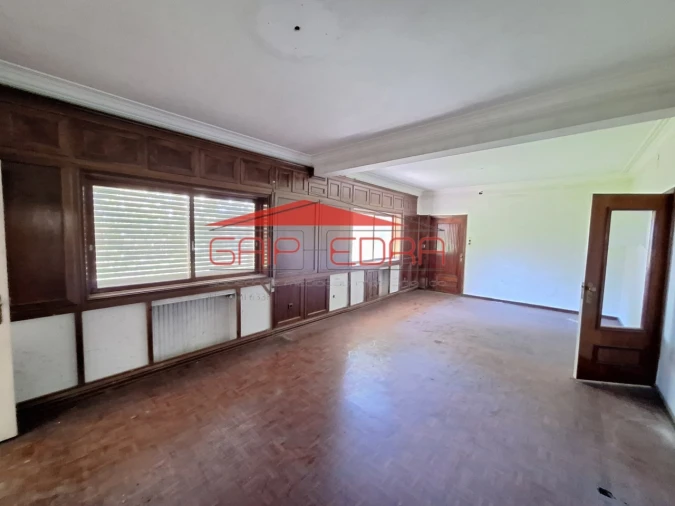 Moradia T6 para Venda em São João da Madeira Foto 13