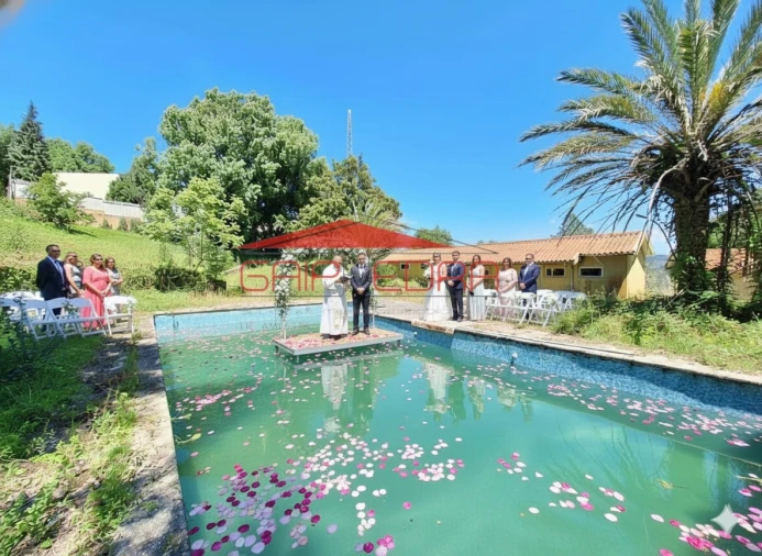 Moradia T6 para Venda em São João da Madeira