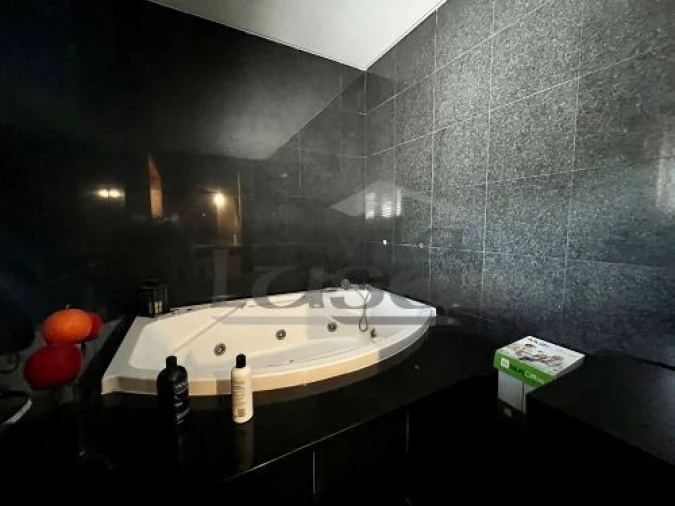 Moradia T5 para Venda em Alfena Foto 14