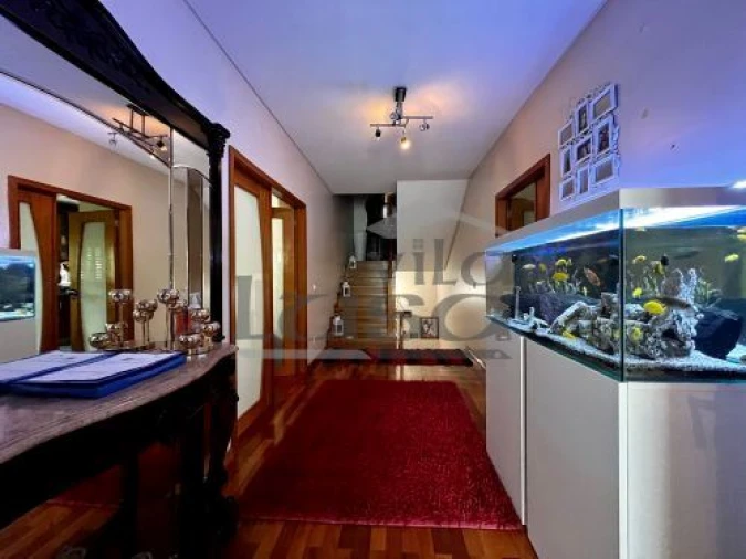 Moradia T5 para Venda em Alfena Foto 22