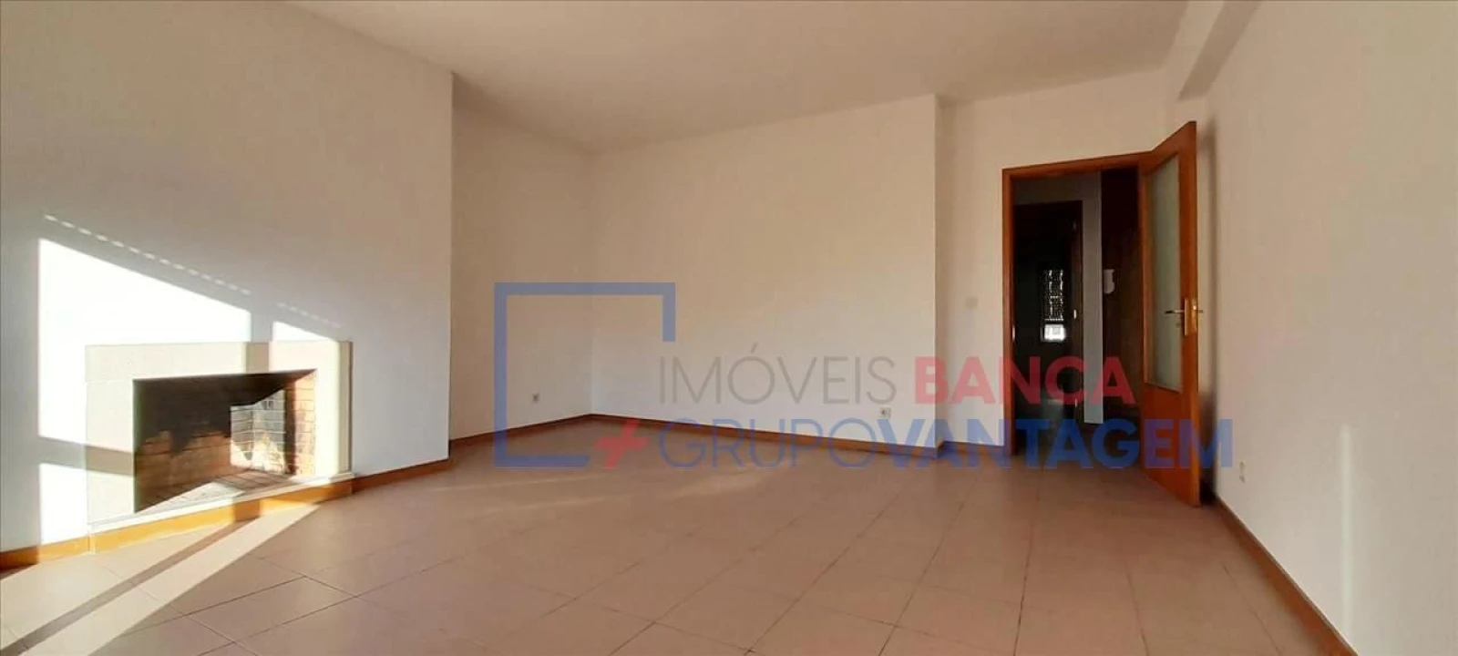 Apartamento T2 para Venda em Fânzeres e São Pedro da Cova Foto 3