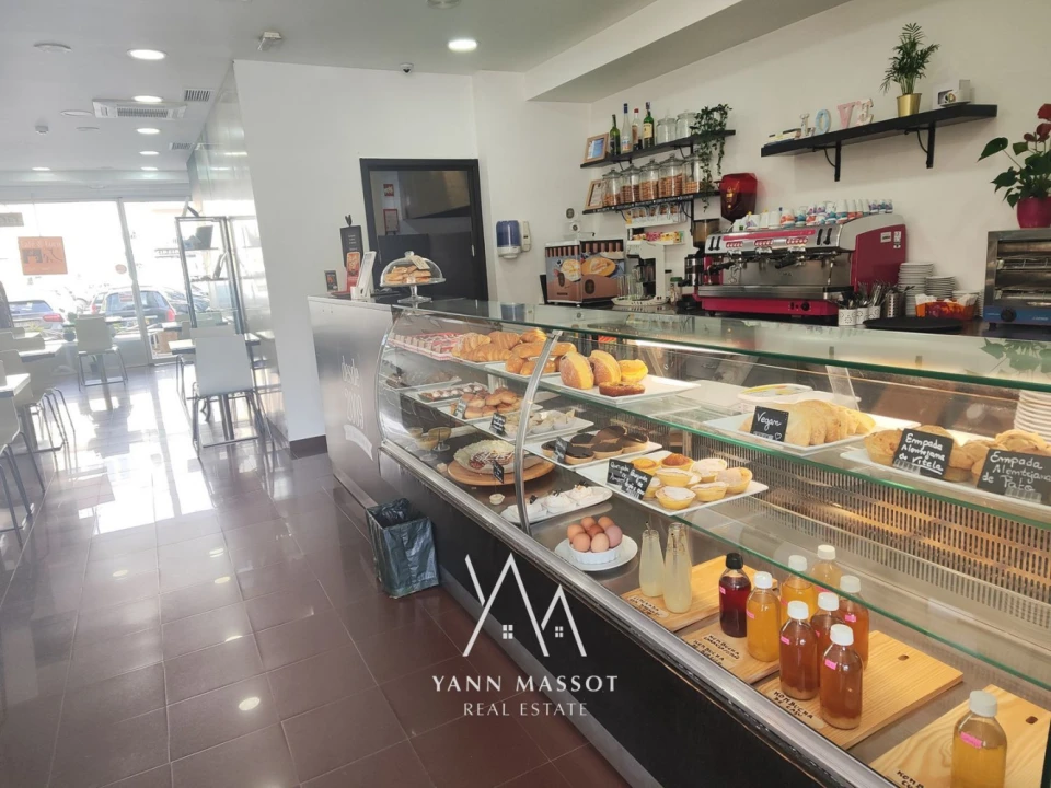 Loja para Trespasse em Oeiras e São Julião da Barra, Paço de Arcos e Caxias Foto 5