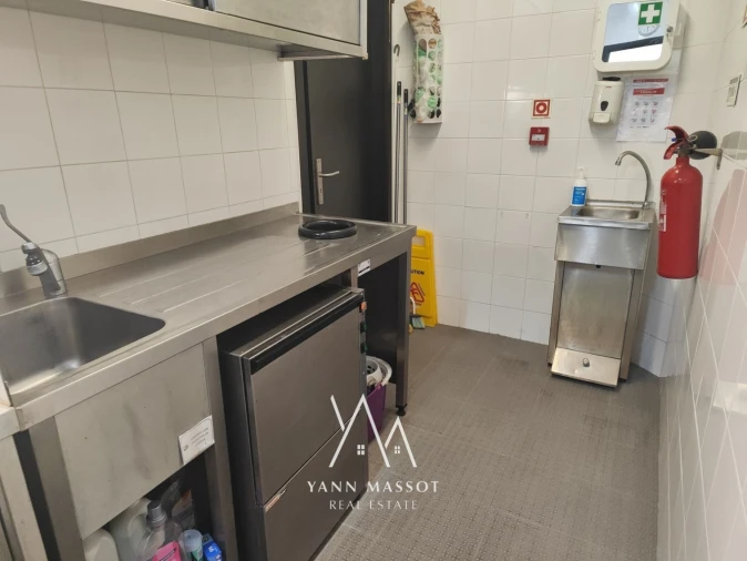 Loja para Trespasse em Oeiras e São Julião da Barra, Paço de Arcos e Caxias Foto 13