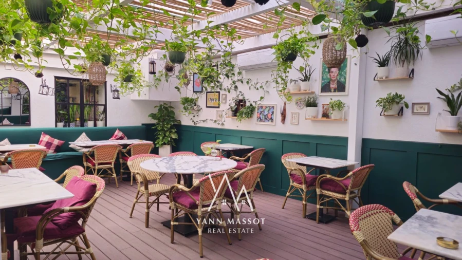 Loja para Trespasse em Santo António Foto 24