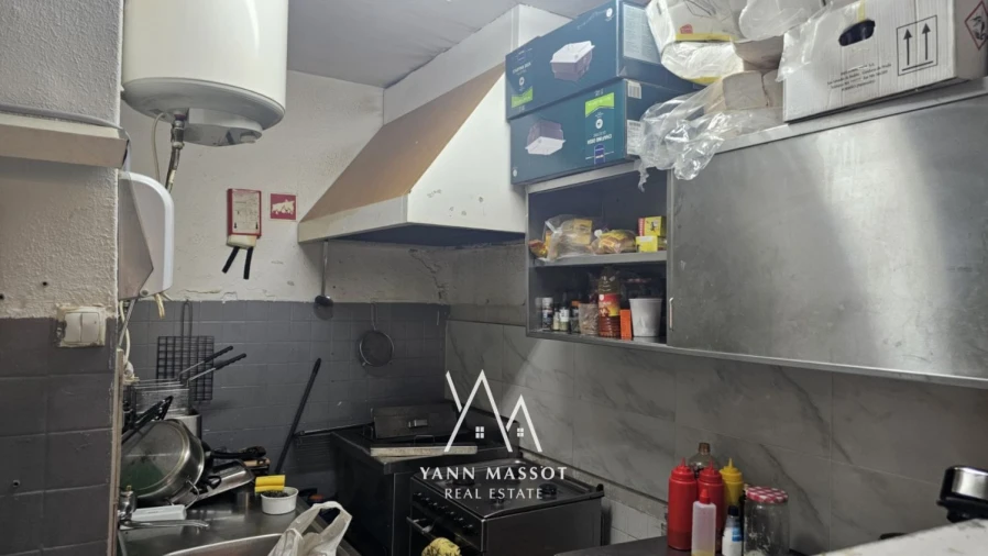 Loja para Venda em Almada, Cova da Piedade, Pragal e Cacilhas Foto 8