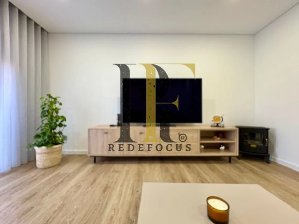 Apartamento T3 para Venda em Esmoriz Foto 7