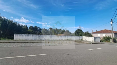 Terreno para Venda em São João de Ver