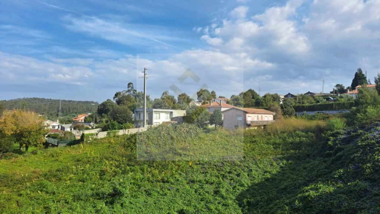 Terreno para Venda em São João de Ver Foto 7