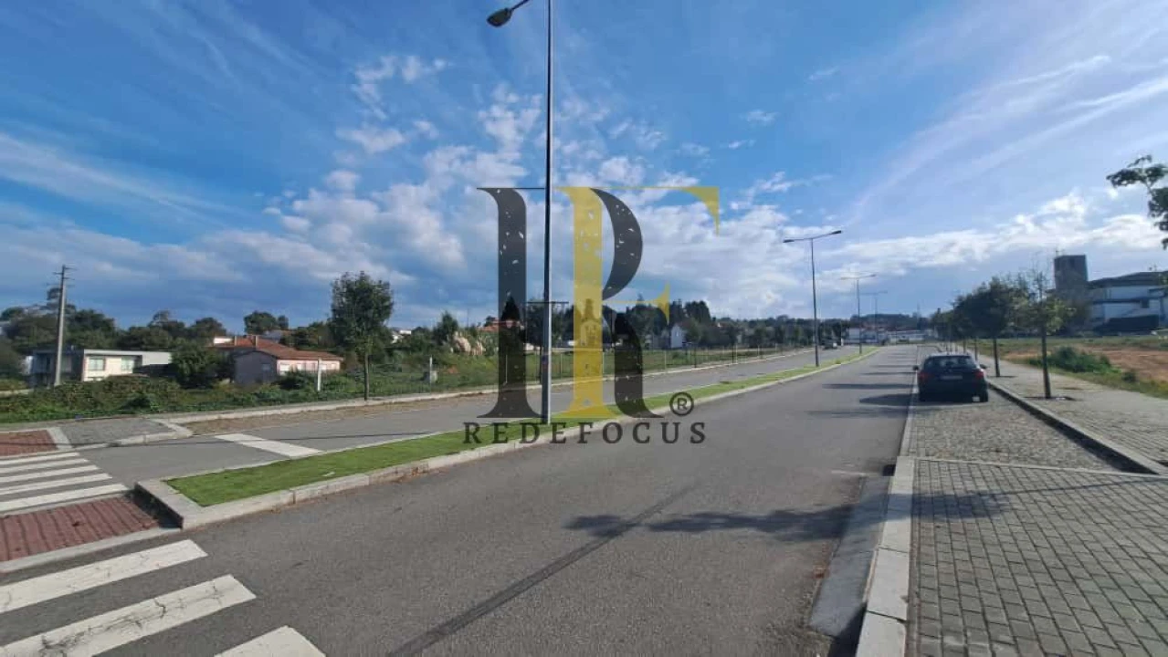 Terreno para Venda em São João de Ver Foto 9