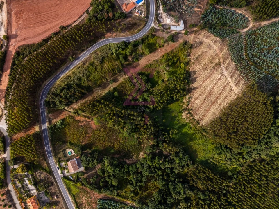 Terreno para Venda em Painho e Figueiros Foto 3