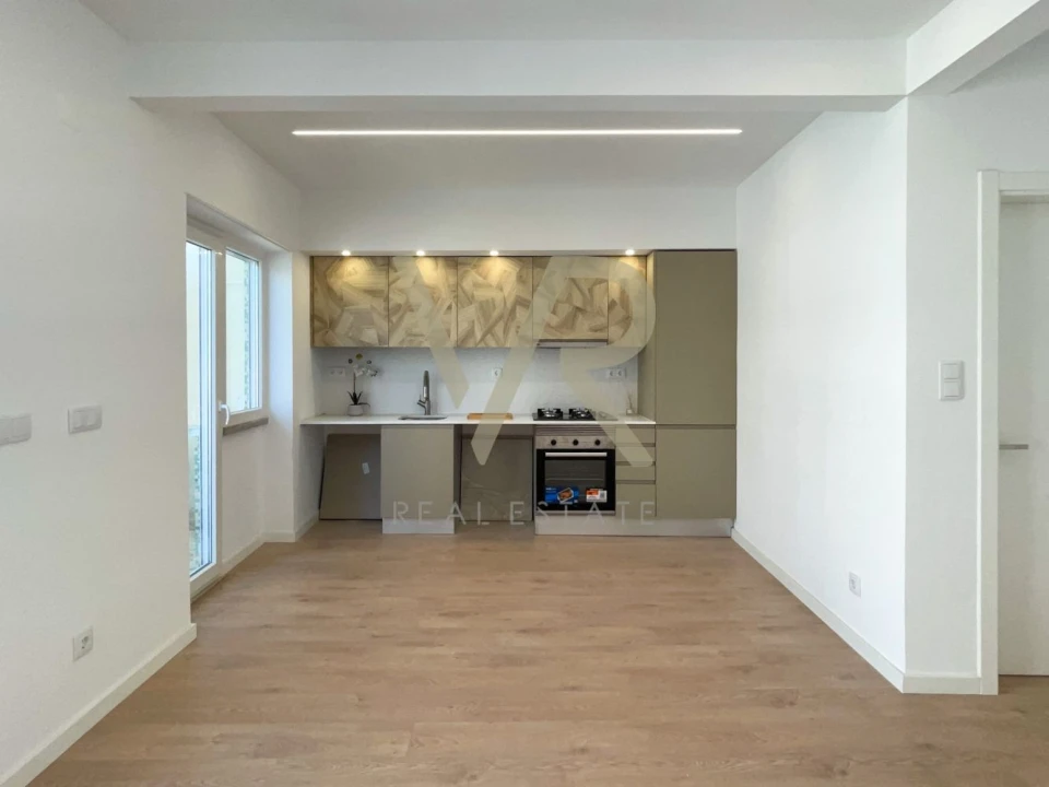 Apartamento T2 para Venda em Almada, Cova da Piedade, Pragal e Cacilhas Foto 4