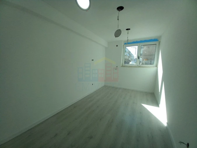 Apartamento T4 para Venda em Póvoa de Santa Iria e Forte da Casa Foto 10