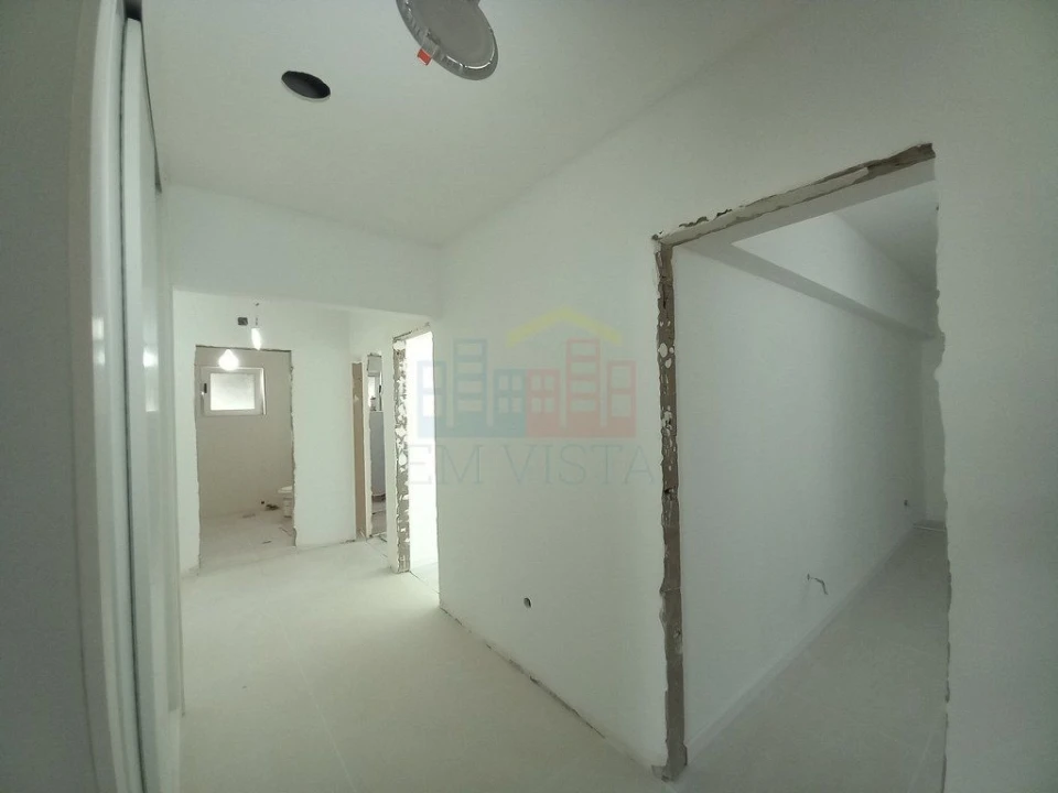 Apartamento T4 para Venda em Póvoa de Santa Iria e Forte da Casa Foto 5