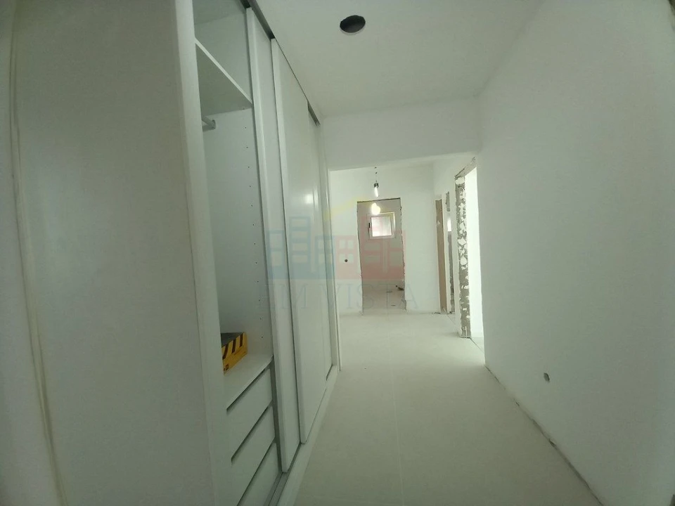 Apartamento T4 para Venda em Póvoa de Santa Iria e Forte da Casa Foto 8