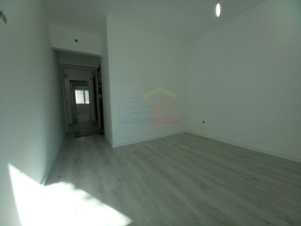 Apartamento T4 para Venda em Póvoa de Santa Iria e Forte da Casa Foto 16