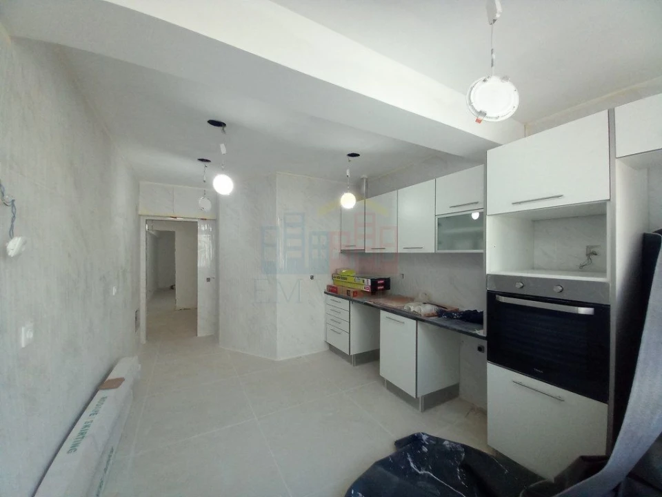 Apartamento T4 para Venda em Póvoa de Santa Iria e Forte da Casa Foto 2