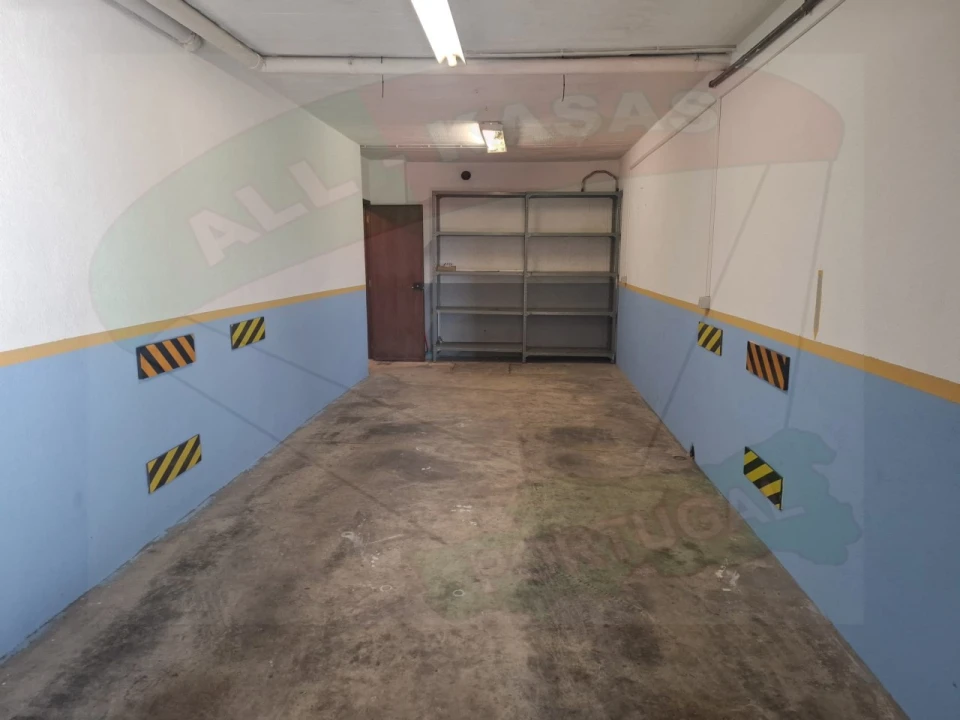 Garagem para Venda em Algueirão-Mem Martins Foto 4