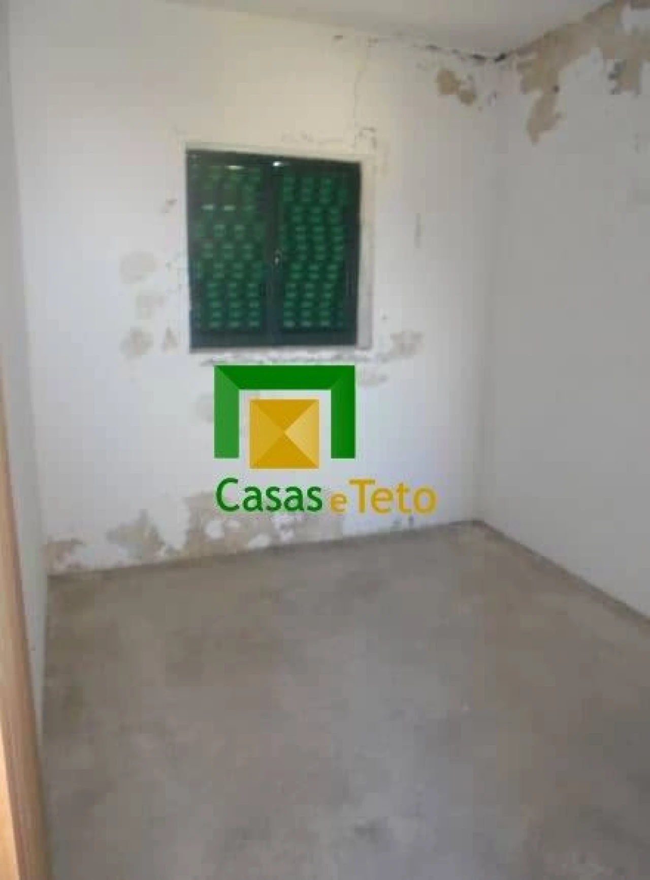 Moradia T2 para Venda em Santana Foto 6