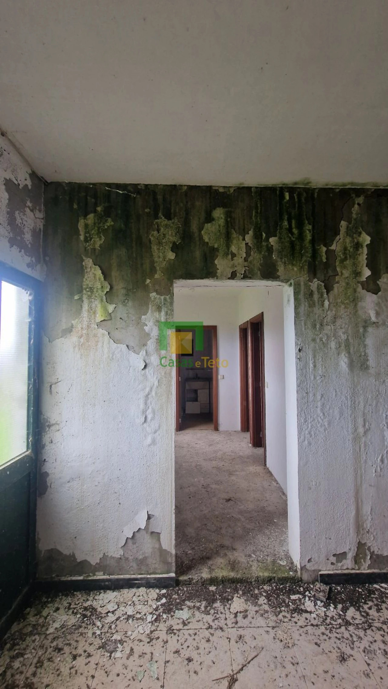 Moradia T2 para Venda em Santana Foto 13