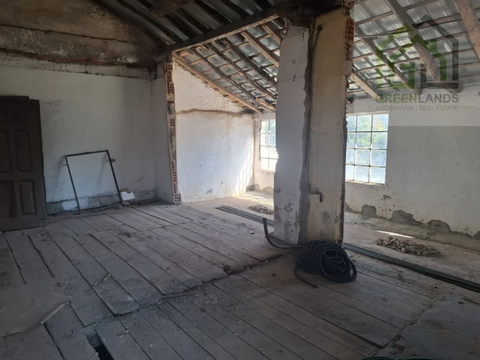 Moradia T2 para Venda em Candosa Foto 37