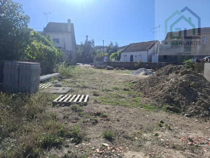 Moradia T2 para Venda em Candosa Foto 31