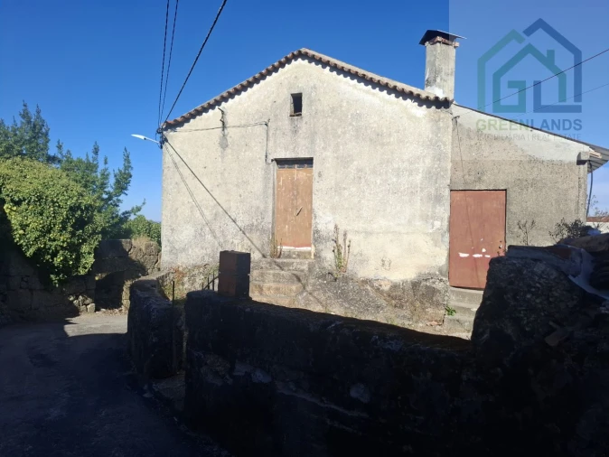 Moradia T2 para Venda em Candosa Foto 22