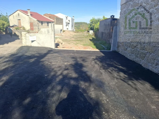 Moradia T2 para Venda em Candosa Foto 13