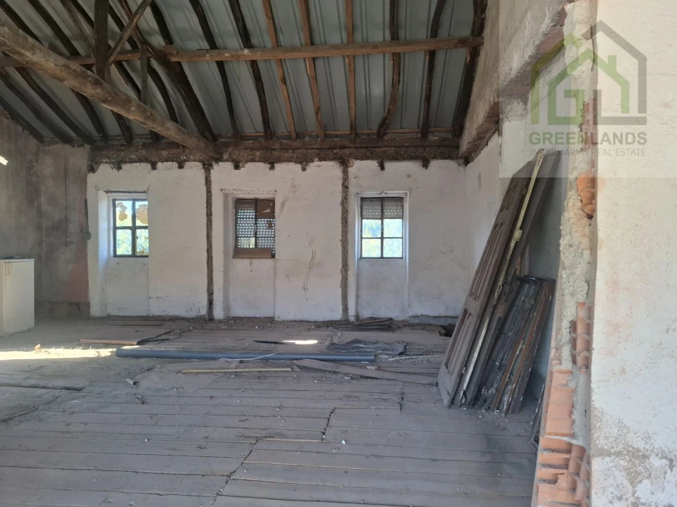 Moradia T2 para Venda em Candosa Foto 14