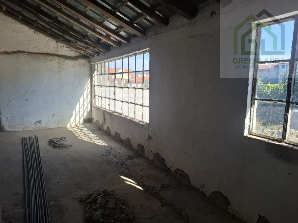 Moradia T2 para Venda em Candosa Foto 10