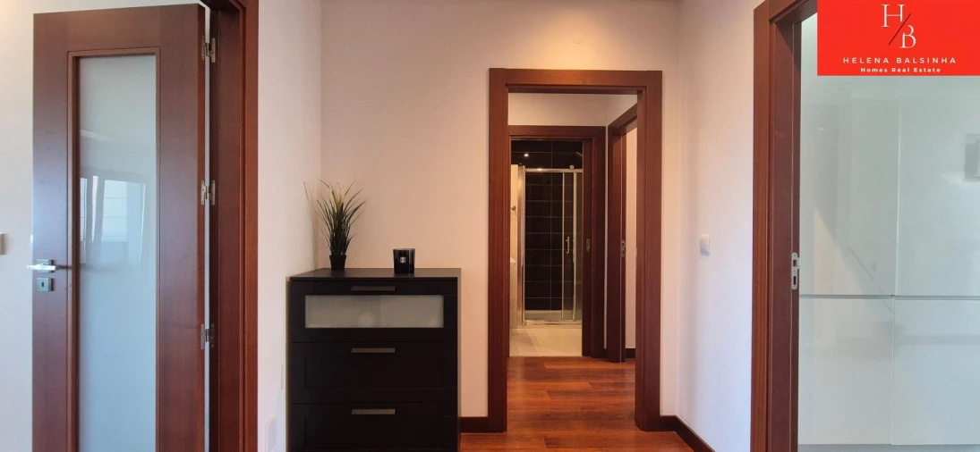 Apartamento T2 para Venda em Pontinha e Famões Foto 7