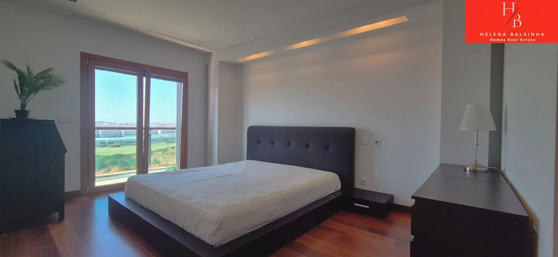 Apartamento T2 para Venda em Pontinha e Famões Foto 19