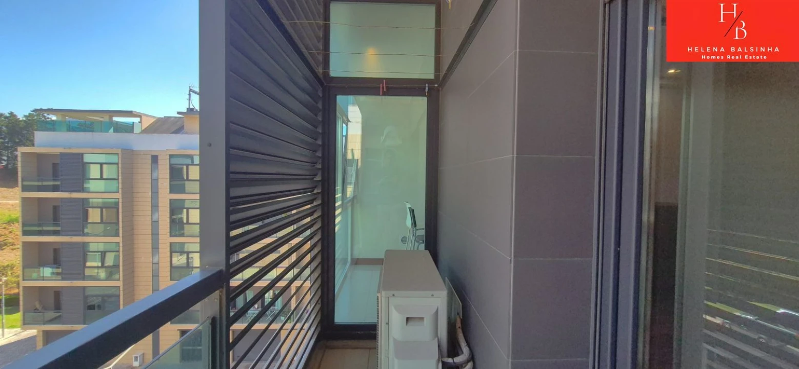 Apartamento T2 para Venda em Pontinha e Famões Foto 15