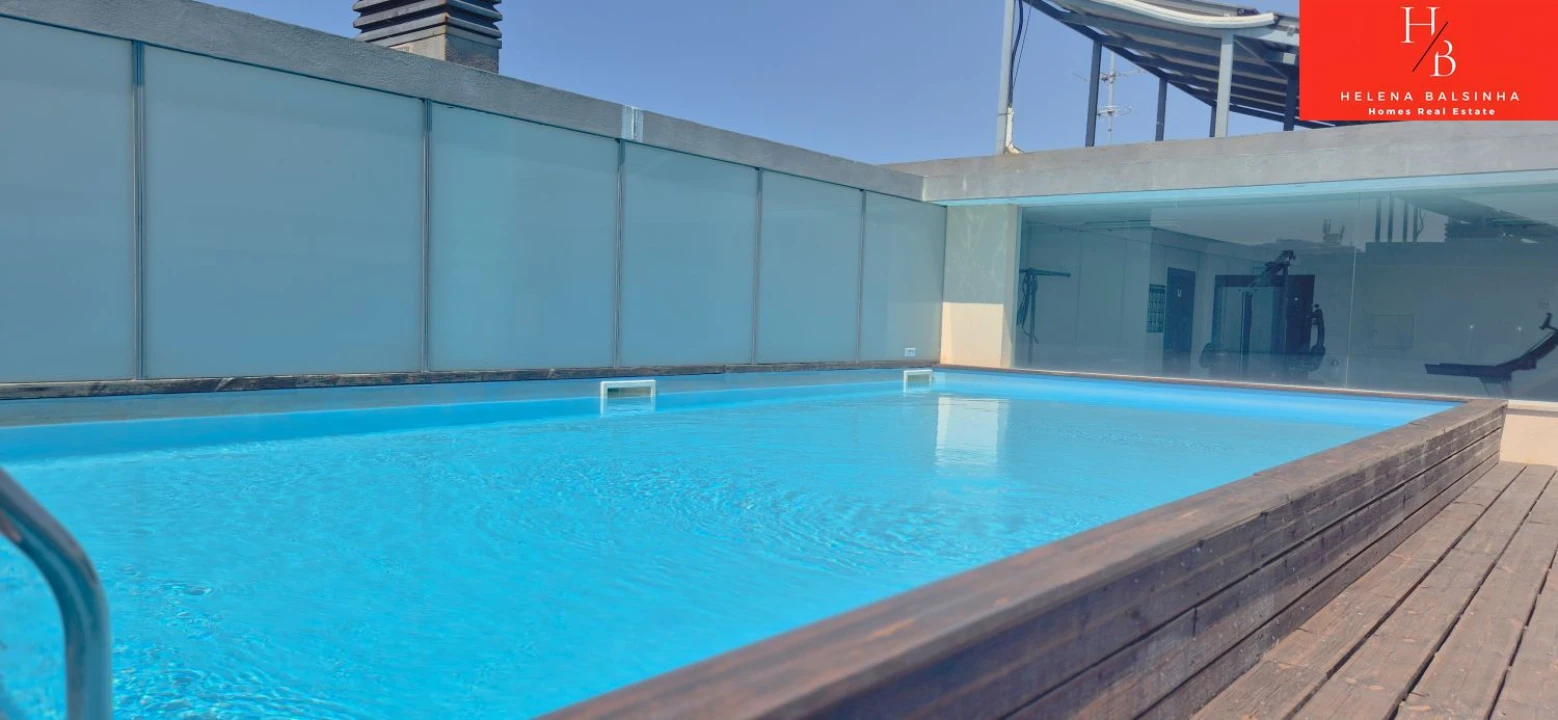 Apartamento T2 para Venda em Pontinha e Famões Foto 34