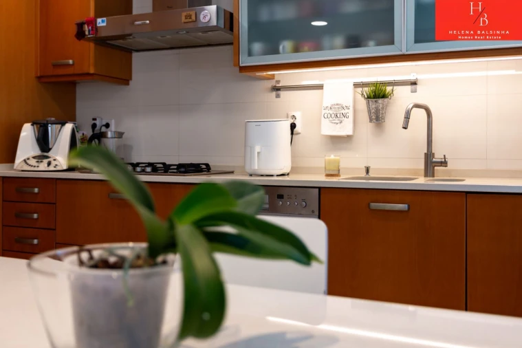 Apartamento T2 para Venda em Odivelas Foto 26