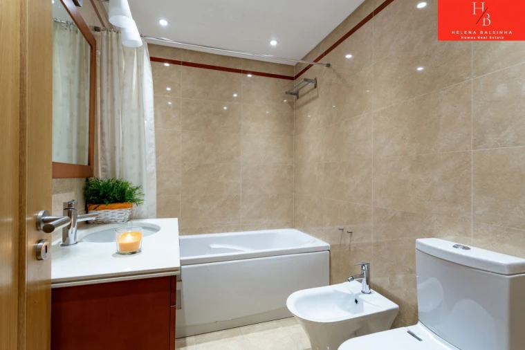 Apartamento T2 para Venda em Odivelas Foto 8